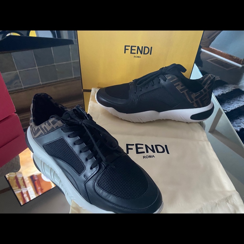 FENDI Men Shoes